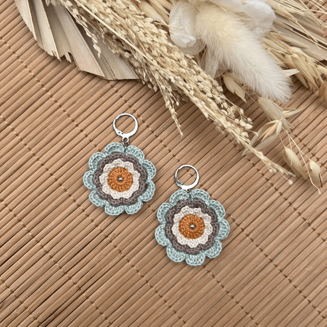 Boucles d’oreilles fleurs Corolles ~ L ~ Ocre / Vert d'eau