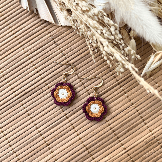 Boucles d’oreilles fleurs Corolles ~ S ~ Bordeaux / Ocre