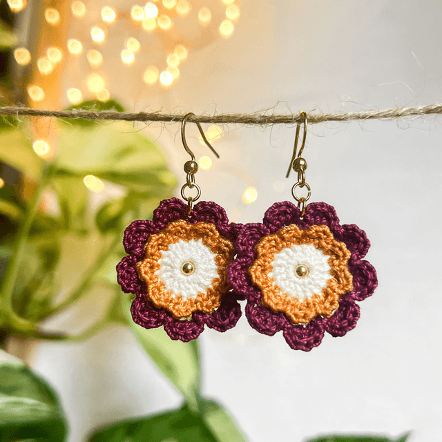 Boucles d’oreilles fleurs Corolles ~ M ~ Bordeaux / Ocre
