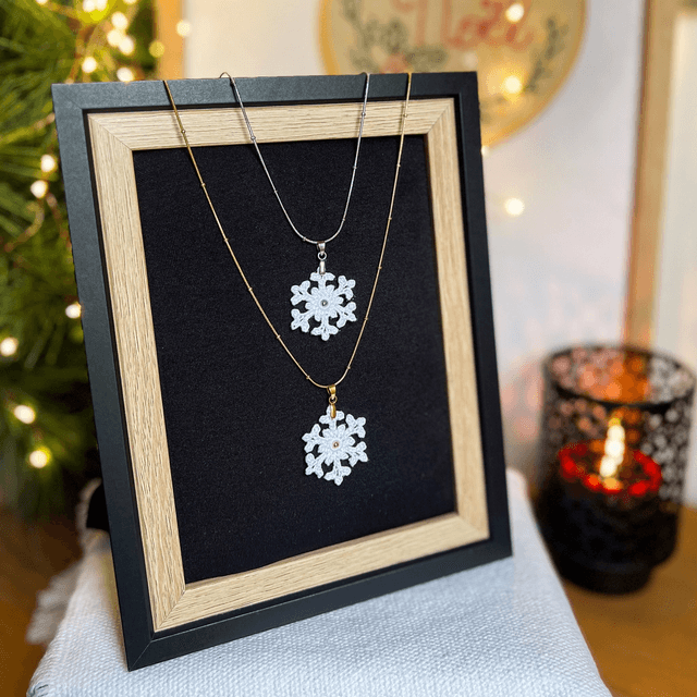 Collier avec pendentif flocon de neige