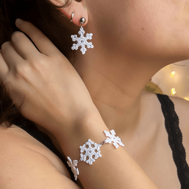 Petites boucles d’oreilles flocon de neige