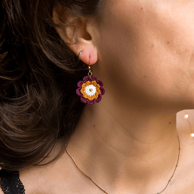 Boucles d’oreilles fleurs Corolles ~ M ~ Bordeaux / Ocre