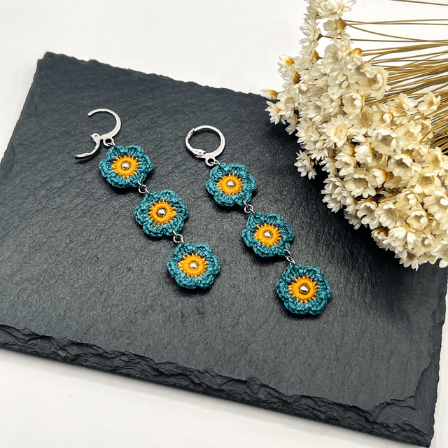  Longues boucles d’oreilles fleuries bleu canard & terracotta