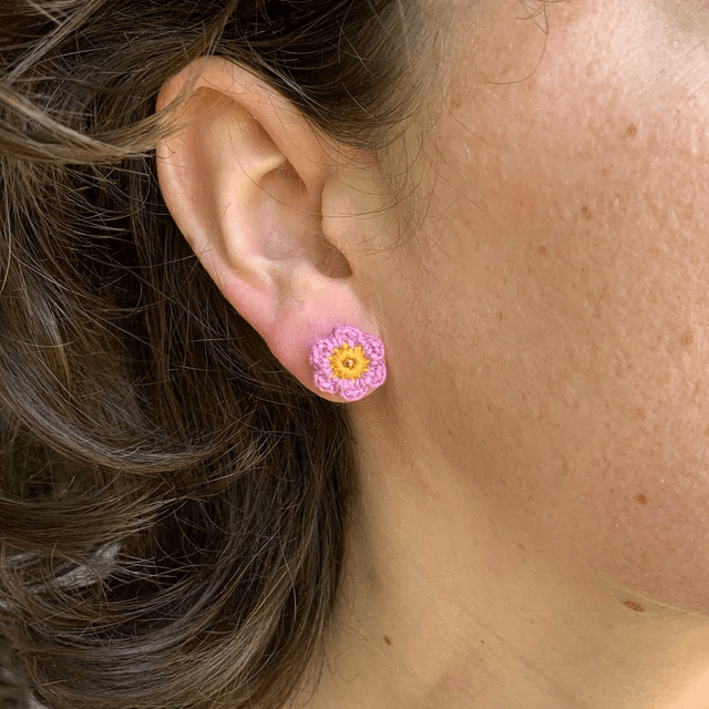 Puces d’oreilles Fleurettes ~ Rose / Jaune
