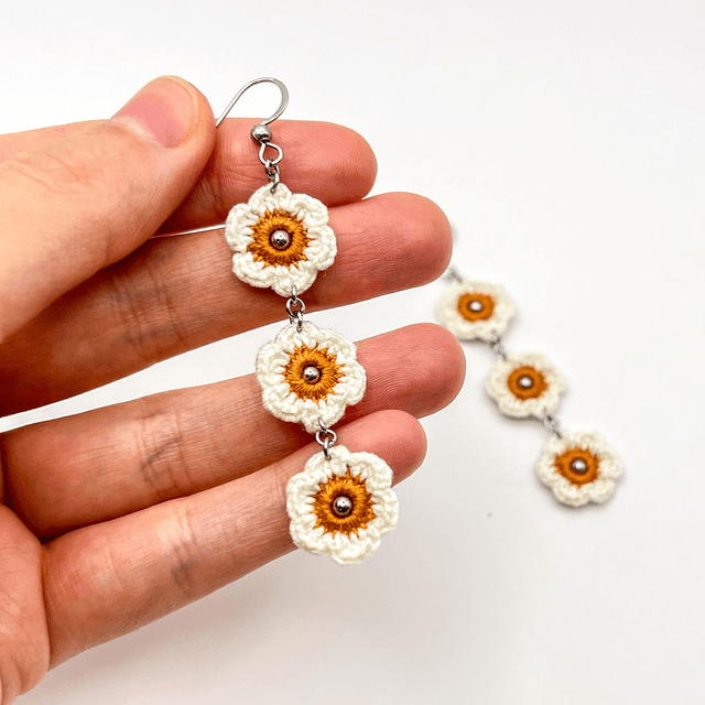 Longues boucles d’oreilles terracotta