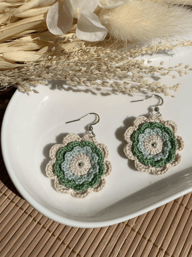 Boucles d’oreilles fleurs Corolles ~ L ~ Vert / Lin